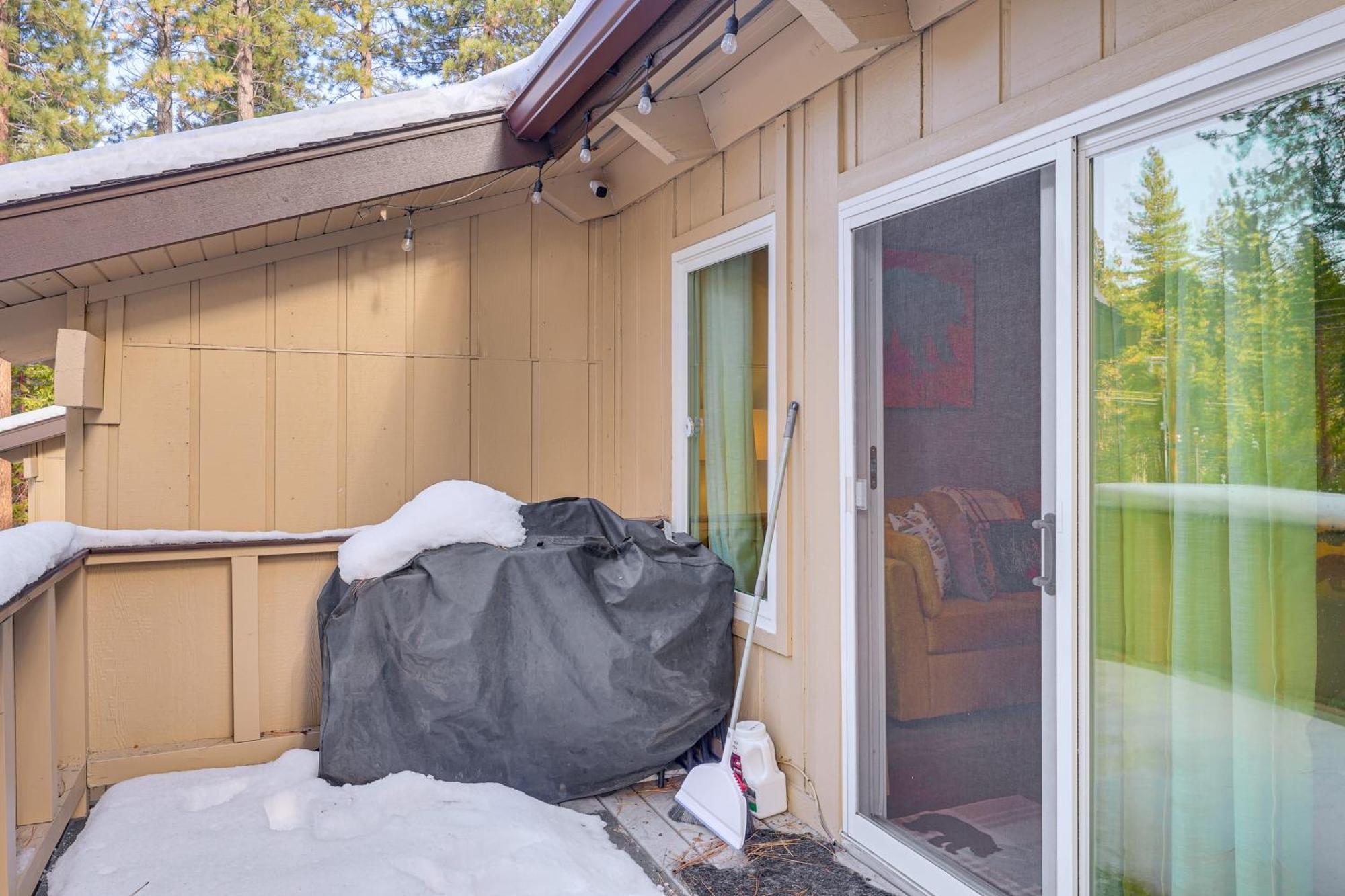 Incline Village Condo With Deck 1 Mi To Lake Tahoe Экстерьер фото